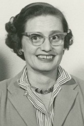 Pauline Snedden Sears