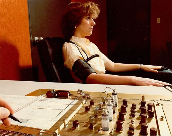 polygraph test